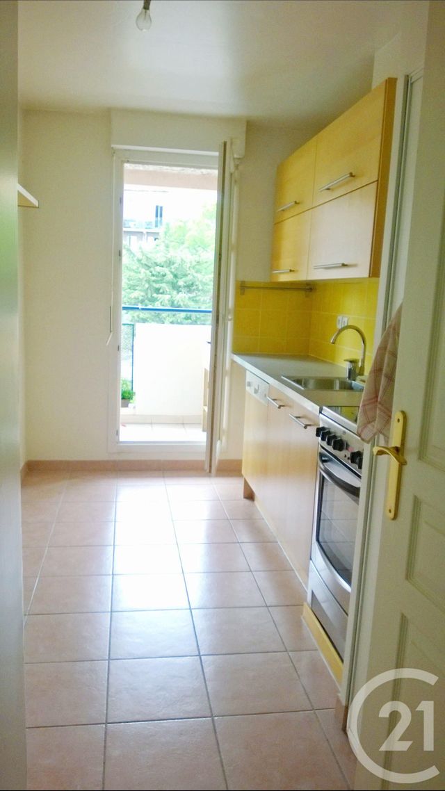 Afficher la photo en grand Appartement F2 à louer - 2 pièces - 47.79 m2 - MARSEILLE - 13001 - PROVENCE-ALPES-COTE-D-AZUR - Century 21 Longchamp Immobilier