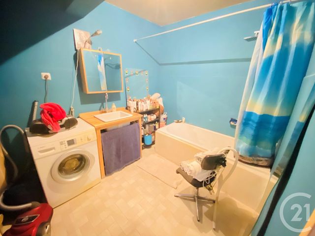 Afficher la photo en grand Appartement T4 à vendre - 5 pièces - 96.51 m2 - MARSEILLE - 13013 - PROVENCE-ALPES-COTE-D-AZUR - Century 21 Longchamp Immobilier