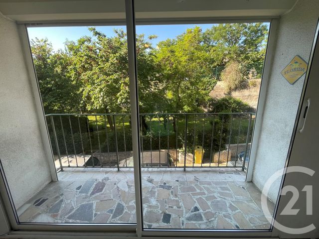 Appartement T3 à vendre - 3 pièces - 46.87 m2 - MARSEILLE - 13013 - PROVENCE-ALPES-COTE-D-AZUR - Century 21 Longchamp Immobilier Appartement T3 à vendre - 3 pièces - 46.87 m2 - MARSEILLE - 13013 - PROVENCE-ALPES-COTE-D-AZUR - Century 21 Longchamp Immobilier