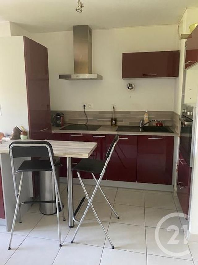 Appartement T2 à louer - 2 pièces - 37.99 m2 - MARSEILLE - 13004 - PROVENCE-ALPES-COTE-D-AZUR - Century 21 Longchamp Immobilier Appartement T2 à louer - 2 pièces - 37.99 m2 - MARSEILLE - 13004 - PROVENCE-ALPES-COTE-D-AZUR - Century 21 Longchamp Immobilier