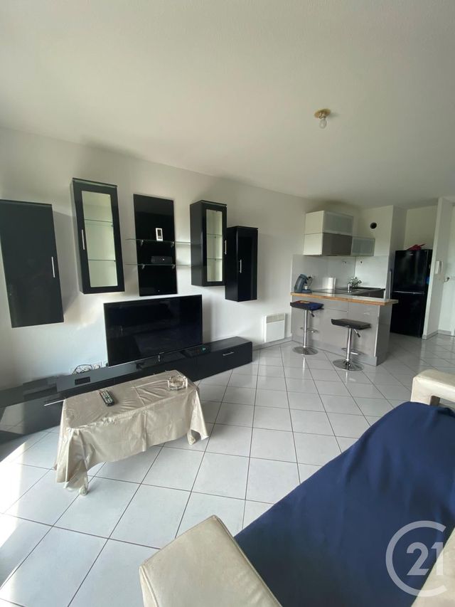 Appartement F2 à vendre - 2 pièces - 40.31 m2 - MARSEILLE - 13013 - PROVENCE-ALPES-COTE-D-AZUR - Century 21 Longchamp Immobilier Appartement F2 à vendre - 2 pièces - 40.31 m2 - MARSEILLE - 13013 - PROVENCE-ALPES-COTE-D-AZUR - Century 21 Longchamp Immobilier