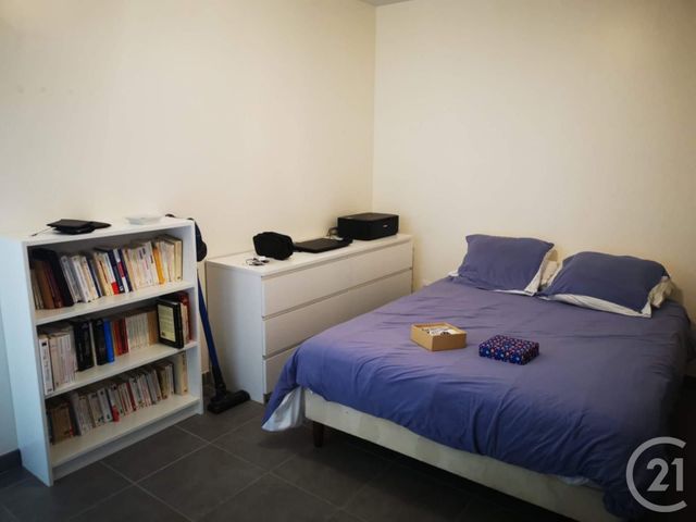 Appartement T2 à louer - 2 pièces - 38.84 m2 - MARSEILLE - 13012 - PROVENCE-ALPES-COTE-D-AZUR - Century 21 Longchamp Immobilier Appartement T2 à louer - 2 pièces - 38.84 m2 - MARSEILLE - 13012 - PROVENCE-ALPES-COTE-D-AZUR - Century 21 Longchamp Immobilier