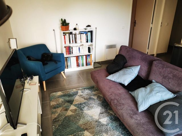Appartement T2 à louer - 2 pièces - 38.84 m2 - MARSEILLE - 13012 - PROVENCE-ALPES-COTE-D-AZUR - Century 21 Longchamp Immobilier Appartement T2 à louer - 2 pièces - 38.84 m2 - MARSEILLE - 13012 - PROVENCE-ALPES-COTE-D-AZUR - Century 21 Longchamp Immobilier