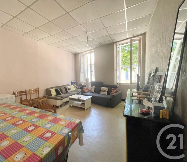 Afficher la photo en grand Appartement T2 à vendre - 3 pièces - 50.0 m2 - MARSEILLE - 13004 - PROVENCE-ALPES-COTE-D-AZUR - Century 21 Longchamp Immobilier