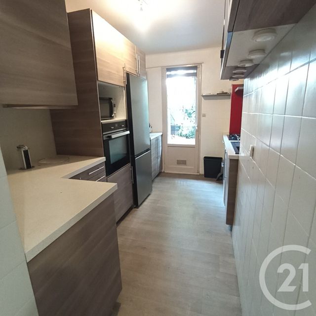 Appartement F3 à louer - 3 pièces - 52.82 m2 - MARSEILLE - 13004 - PROVENCE-ALPES-COTE-D-AZUR - Century 21 Longchamp Immobilier