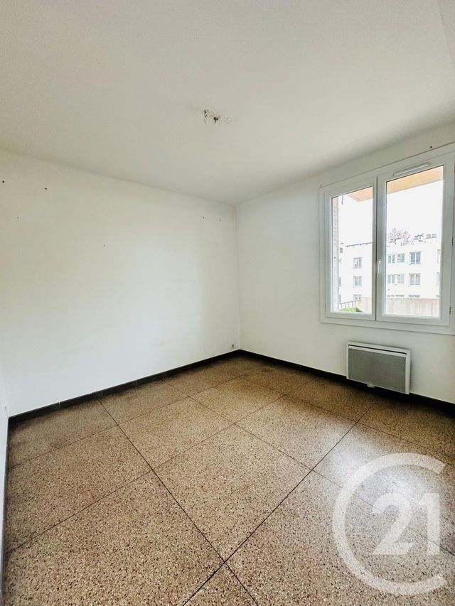 Appartement F4 à vendre - 4 pièces - 76.79 m2 - MARSEILLE - 13004 - PROVENCE-ALPES-COTE-D-AZUR - Century 21 Longchamp Immobilier