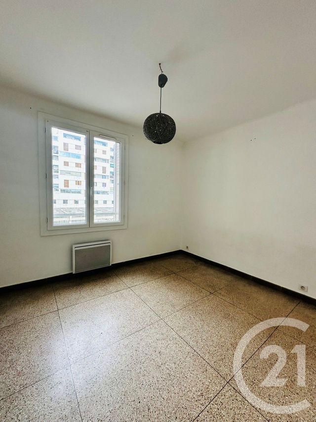 Appartement F4 à vendre - 4 pièces - 76.79 m2 - MARSEILLE - 13004 - PROVENCE-ALPES-COTE-D-AZUR - Century 21 Longchamp Immobilier