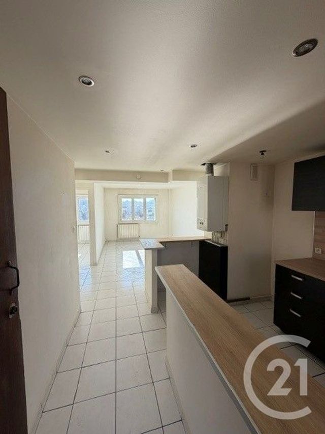 Appartement T3 à vendre - 3 pièces - 50.46 m2 - MARSEILLE - 13004 - PROVENCE-ALPES-COTE-D-AZUR - Century 21 Longchamp Immobilier