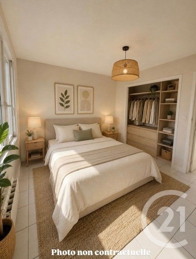 Appartement T3 à vendre - 3 pièces - 50.46 m2 - MARSEILLE - 13004 - PROVENCE-ALPES-COTE-D-AZUR - Century 21 Longchamp Immobilier