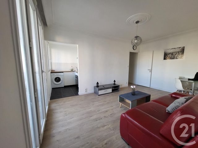 Appartement T3 à louer - 3 pièces - 51.75 m2 - MARSEILLE - 13004 - PROVENCE-ALPES-COTE-D-AZUR - Century 21 Longchamp Immobilier