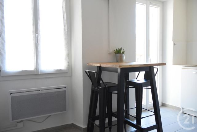 Appartement T1 à louer - 1 pièce - 20.7 m2 - MARSEILLE - 13001 - PROVENCE-ALPES-COTE-D-AZUR - Century 21 Longchamp Immobilier
