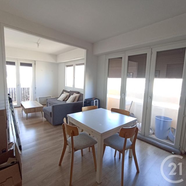 Appartement F2 à louer - 2 pièces - 50.2 m2 - MARSEILLE - 13005 - PROVENCE-ALPES-COTE-D-AZUR - Century 21 Longchamp Immobilier