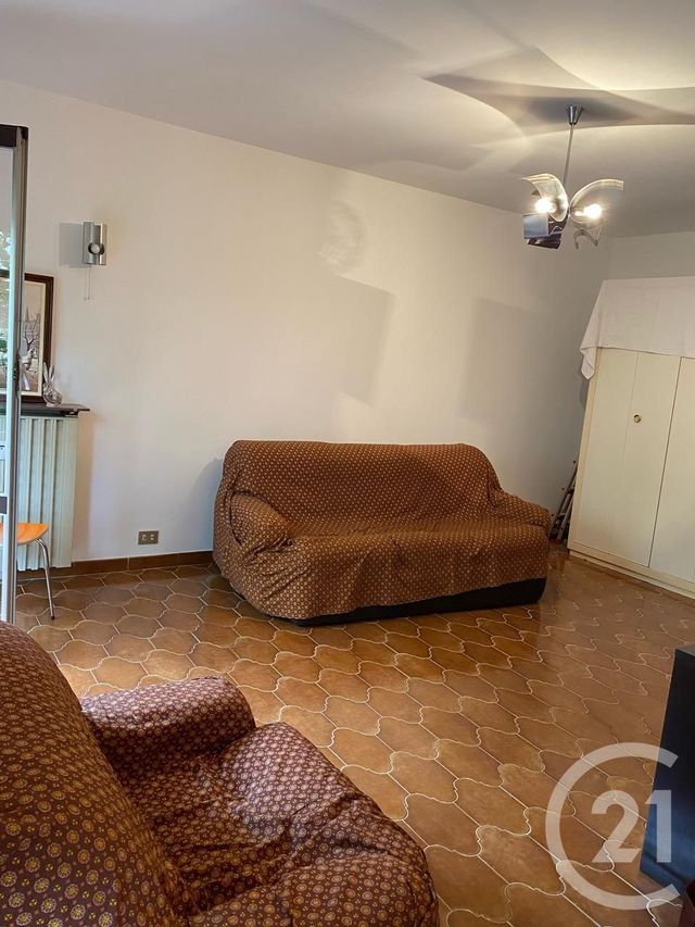 Afficher la photo en grand Appartement T1 à vendre - 1 pièce - 28.73 m2 - MARSEILLE - 13003 - PROVENCE-ALPES-COTE-D-AZUR - Century 21 Longchamp Immobilier