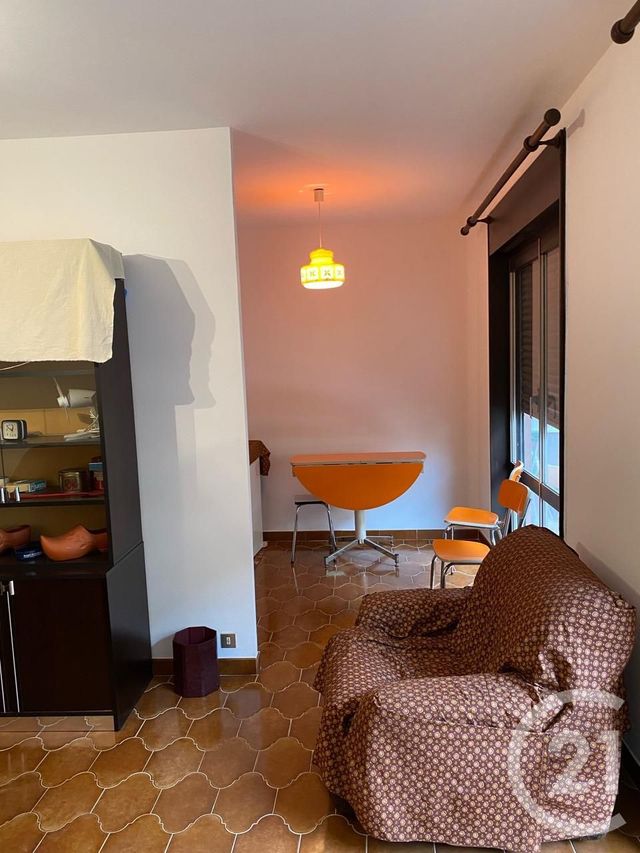 Afficher la photo en grand Appartement T1 à vendre - 1 pièce - 28.73 m2 - MARSEILLE - 13003 - PROVENCE-ALPES-COTE-D-AZUR - Century 21 Longchamp Immobilier