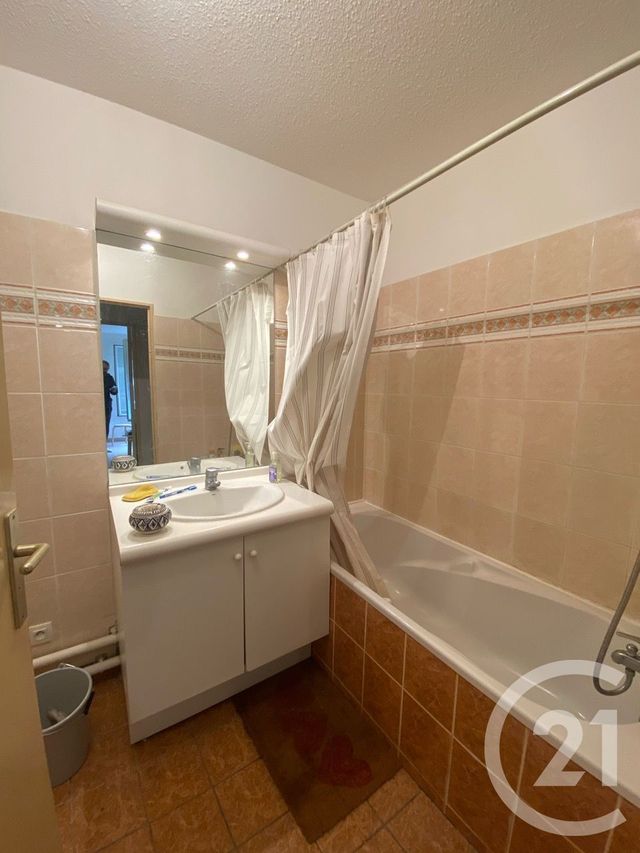 Appartement F1 à vendre - 1 pièce - 28.85 m2 - MARSEILLE - 13013 - PROVENCE-ALPES-COTE-D-AZUR - Century 21 Longchamp Immobilier