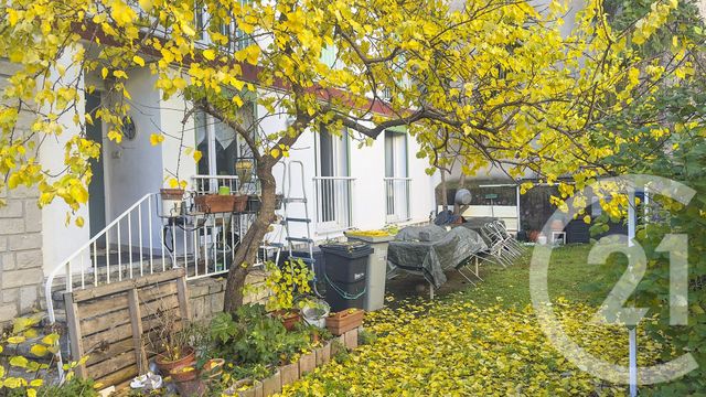 Appartement T3 à vendre - 3 pièces - 65.38 m2 - MARSEILLE - 13013 - PROVENCE-ALPES-COTE-D-AZUR - Century 21 Longchamp Immobilier