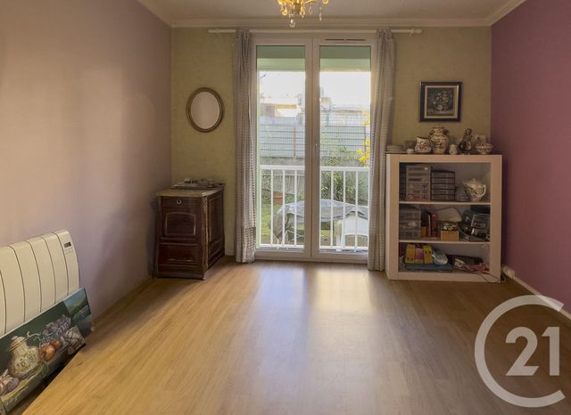 Appartement T3 à vendre - 3 pièces - 65.38 m2 - MARSEILLE - 13013 - PROVENCE-ALPES-COTE-D-AZUR - Century 21 Longchamp Immobilier