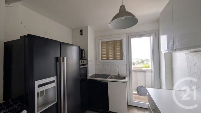 Appartement F4 à vendre - 4 pièces - 69.0 m2 - MARSEILLE - 13004 - PROVENCE-ALPES-COTE-D-AZUR - Century 21 Longchamp Immobilier