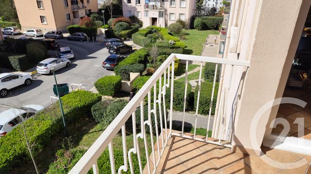 Appartement à vendre - 4 pièces - 69.0 m2 - MARSEILLE - 13004 - PROVENCE-ALPES-COTE-D-AZUR - Century 21 Longchamp Immobilier
