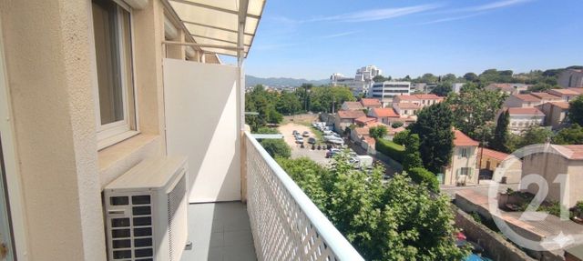 Appartement T3 à louer - 3 pièces - 63.42 m2 - MARSEILLE - 13004 - PROVENCE-ALPES-COTE-D-AZUR - Century 21 Longchamp Immobilier