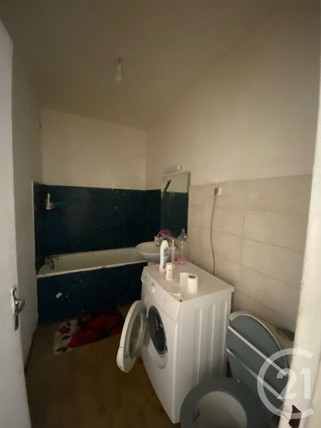 Appartement F1 à vendre - 1 pièce - 27.83 m2 - MARSEILLE - 13004 - PROVENCE-ALPES-COTE-D-AZUR - Century 21 Longchamp Immobilier