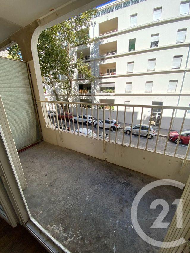 Appartement F1 à vendre - 1 pièce - 27.83 m2 - MARSEILLE - 13004 - PROVENCE-ALPES-COTE-D-AZUR - Century 21 Longchamp Immobilier