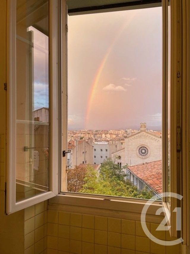 Appartement F3 à louer - 3 pièces - 99.42 m2 - MARSEILLE - 13006 - PROVENCE-ALPES-COTE-D-AZUR - Century 21 Longchamp Immobilier