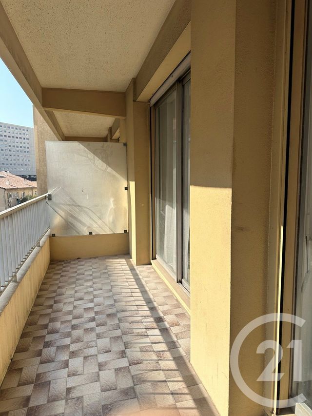Afficher la photo en grand Appartement F1 à louer - 1 pièce - 29.54 m2 - MARSEILLE - 13005 - PROVENCE-ALPES-COTE-D-AZUR - Century 21 Longchamp Immobilier