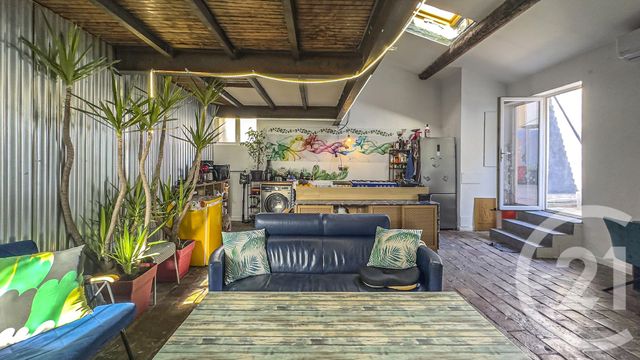 Afficher la photo en grand Appartement F2 bis à vendre - 2 pièces - 58.75 m2 - MARSEILLE - 13004 - PROVENCE-ALPES-COTE-D-AZUR - Century 21 Longchamp Immobilier