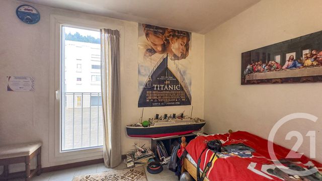 Appartement T3 à vendre - 3 pièces - 66.02 m2 - MARSEILLE - 13013 - PROVENCE-ALPES-COTE-D-AZUR - Century 21 Longchamp Immobilier