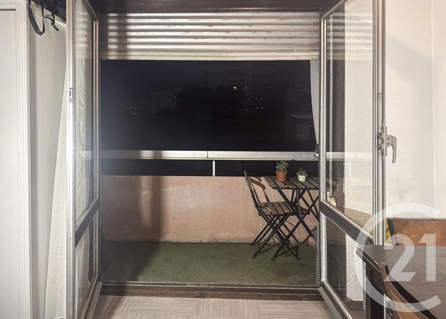 Appartement T1 à vendre - 1 pièce - 29.82 m2 - MARSEILLE - 13003 - PROVENCE-ALPES-COTE-D-AZUR - Century 21 Longchamp Immobilier