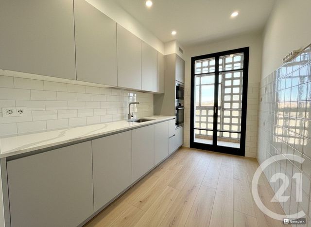 Appartement T4 à vendre - 4 pièces - 62.0 m2 - MARSEILLE - 13004 - PROVENCE-ALPES-COTE-D-AZUR - Century 21 Longchamp Immobilier