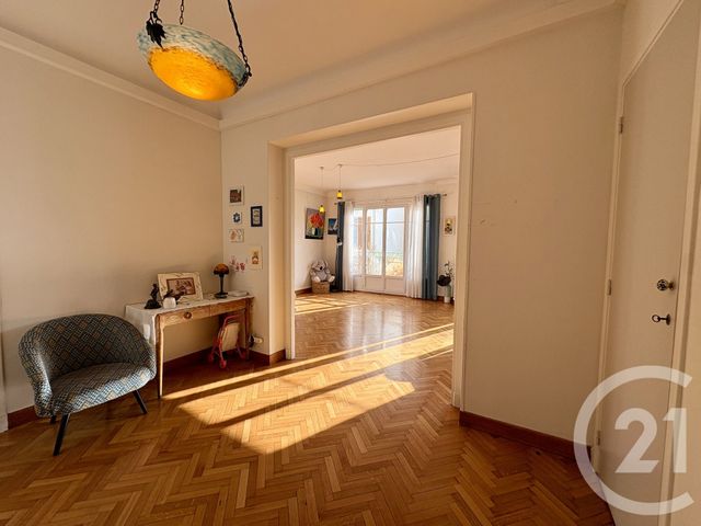 Appartement T4 à vendre - 4 pièces - 117.05 m2 - MARSEILLE - 13005 - PROVENCE-ALPES-COTE-D-AZUR - Century 21 Longchamp Immobilier