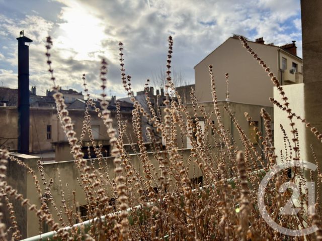 Appartement T4 à vendre - 4 pièces - 117.05 m2 - MARSEILLE - 13005 - PROVENCE-ALPES-COTE-D-AZUR - Century 21 Longchamp Immobilier