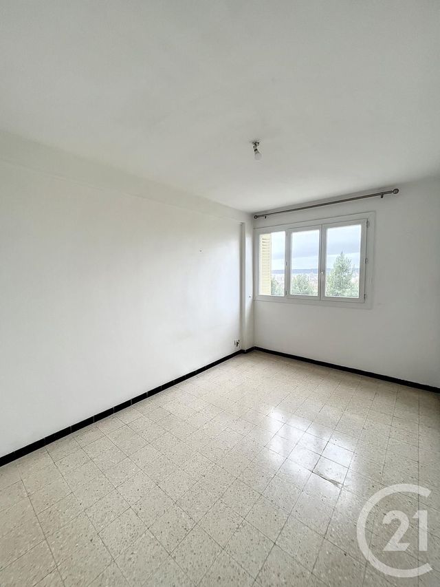 Appartement T3 à louer - 3 pièces - 66.8 m2 - MARSEILLE - 13004 - PROVENCE-ALPES-COTE-D-AZUR - Century 21 Longchamp Immobilier