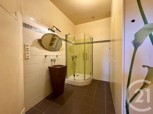 Appartement T3 à vendre - 3 pièces - 105.0 m2 - MARSEILLE - 13004 - PROVENCE-ALPES-COTE-D-AZUR - Century 21 Longchamp Immobilier