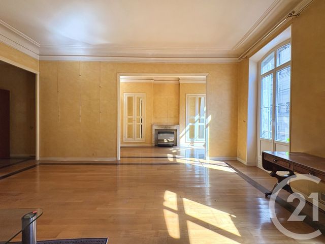 Appartement T3 à vendre - 3 pièces - 105.0 m2 - MARSEILLE - 13004 - PROVENCE-ALPES-COTE-D-AZUR - Century 21 Longchamp Immobilier