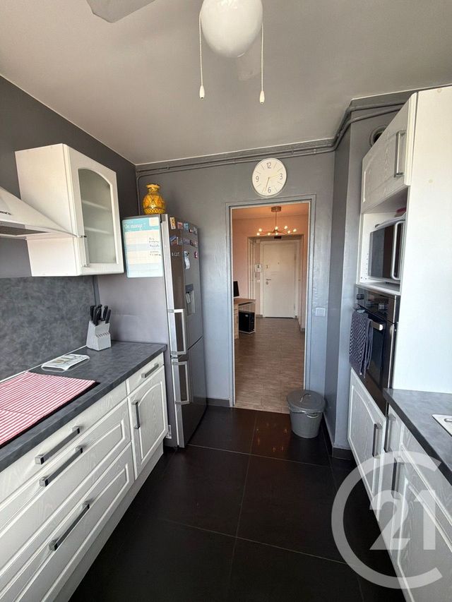 Appartement F3 à vendre - 3 pièces - 74.1 m2 - MARSEILLE - 13004 - PROVENCE-ALPES-COTE-D-AZUR - Century 21 Longchamp Immobilier