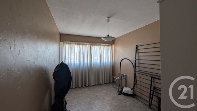 Appartement F3 à vendre - 3 pièces - 74.1 m2 - MARSEILLE - 13004 - PROVENCE-ALPES-COTE-D-AZUR - Century 21 Longchamp Immobilier