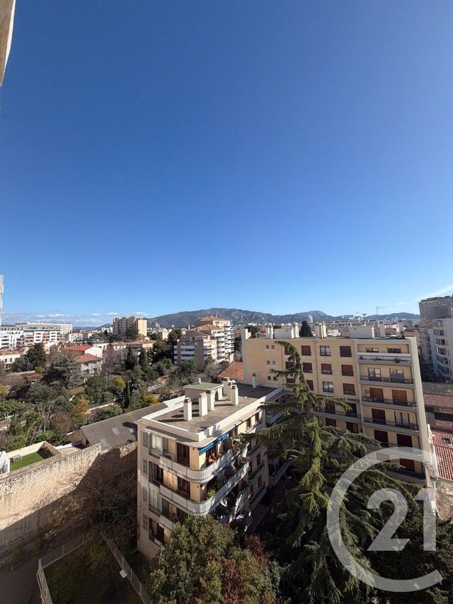 Appartement F3 à vendre - 3 pièces - 76.09 m2 - MARSEILLE - 13005 - PROVENCE-ALPES-COTE-D-AZUR - Century 21 Longchamp Immobilier