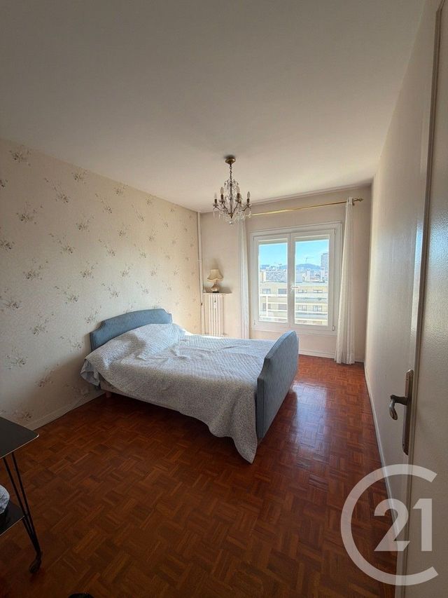 Appartement F3 à vendre - 3 pièces - 76.09 m2 - MARSEILLE - 13005 - PROVENCE-ALPES-COTE-D-AZUR - Century 21 Longchamp Immobilier