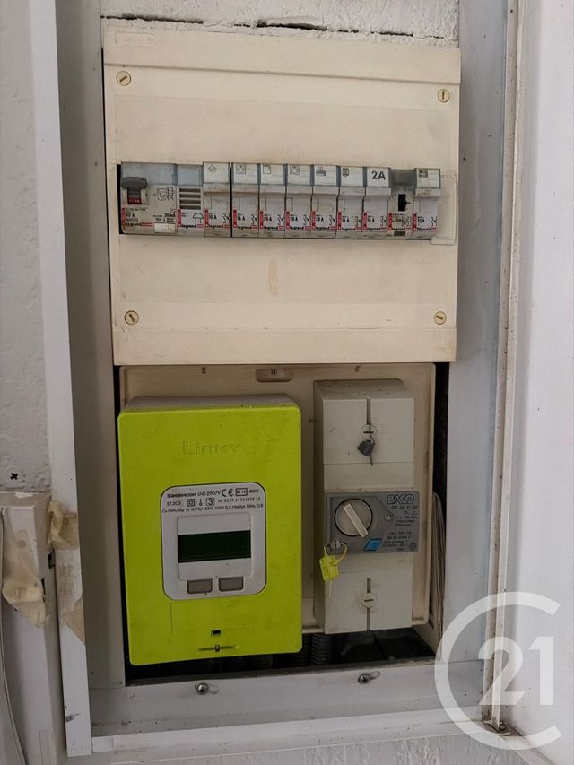 Appartement F1 à vendre - 1 pièce - 18.02 m2 - MARSEILLE - 13005 - PROVENCE-ALPES-COTE-D-AZUR - Century 21 Longchamp Immobilier