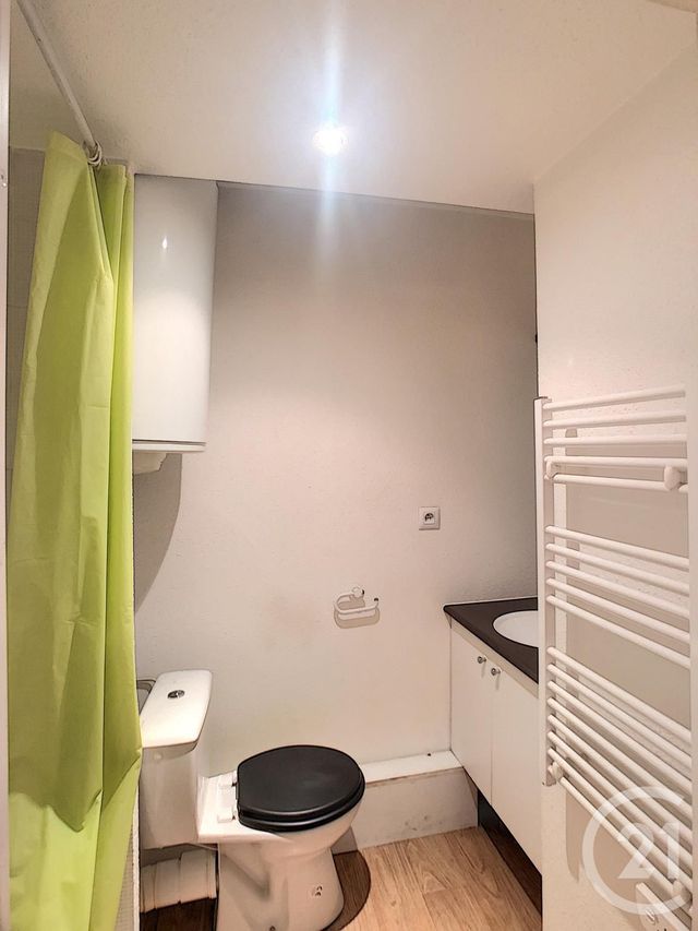 Appartement Studio à louer - 1 pièce - 19.0 m2 - MARSEILLE - 13003 - PROVENCE-ALPES-COTE-D-AZUR - Century 21 Longchamp Immobilier