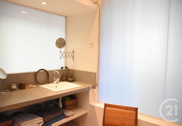 Appartement T3 à louer - 3 pièces - 74.03 m2 - MARSEILLE - 13001 - PROVENCE-ALPES-COTE-D-AZUR - Century 21 Longchamp Immobilier