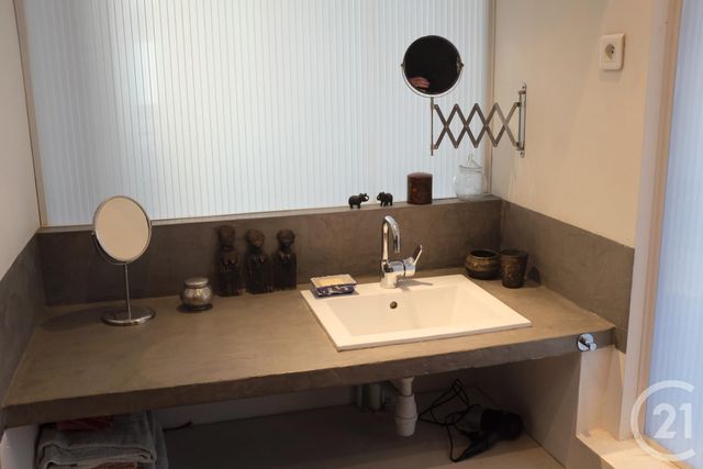 Appartement T3 à louer - 3 pièces - 74.03 m2 - MARSEILLE - 13001 - PROVENCE-ALPES-COTE-D-AZUR - Century 21 Longchamp Immobilier