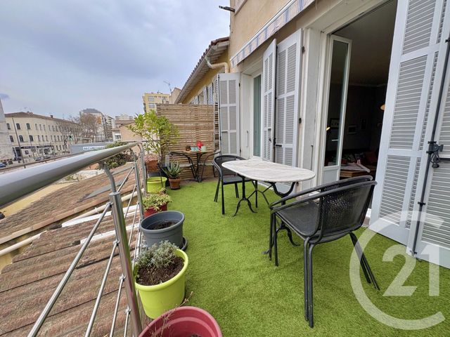 Appartement T3 à vendre - 3 pièces - 69.5 m2 - MARSEILLE - 13004 - PROVENCE-ALPES-COTE-D-AZUR - Century 21 Longchamp Immobilier