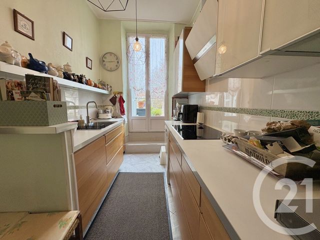 Appartement T3 à vendre - 3 pièces - 69.5 m2 - MARSEILLE - 13004 - PROVENCE-ALPES-COTE-D-AZUR - Century 21 Longchamp Immobilier