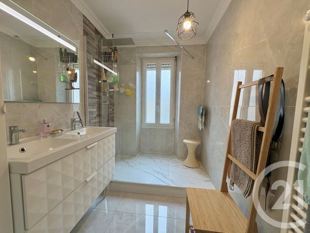 Appartement T3 à vendre - 3 pièces - 69.5 m2 - MARSEILLE - 13004 - PROVENCE-ALPES-COTE-D-AZUR - Century 21 Longchamp Immobilier