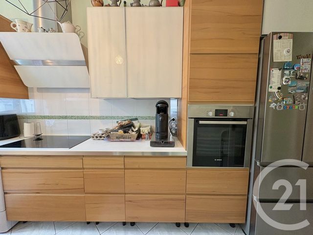 Appartement T3 à vendre - 3 pièces - 69.5 m2 - MARSEILLE - 13004 - PROVENCE-ALPES-COTE-D-AZUR - Century 21 Longchamp Immobilier