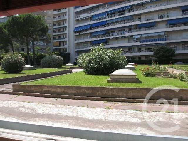 Appartement T2 à vendre - 2 pièces - 44.55 m2 - MARSEILLE - 13004 - PROVENCE-ALPES-COTE-D-AZUR - Century 21 Longchamp Immobilier